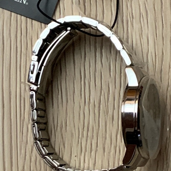 Women’s Citizen Watch - Picture 3 of 4